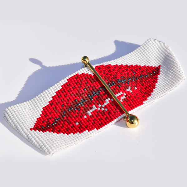 LIPS BRACELET IN WHITE AND RED