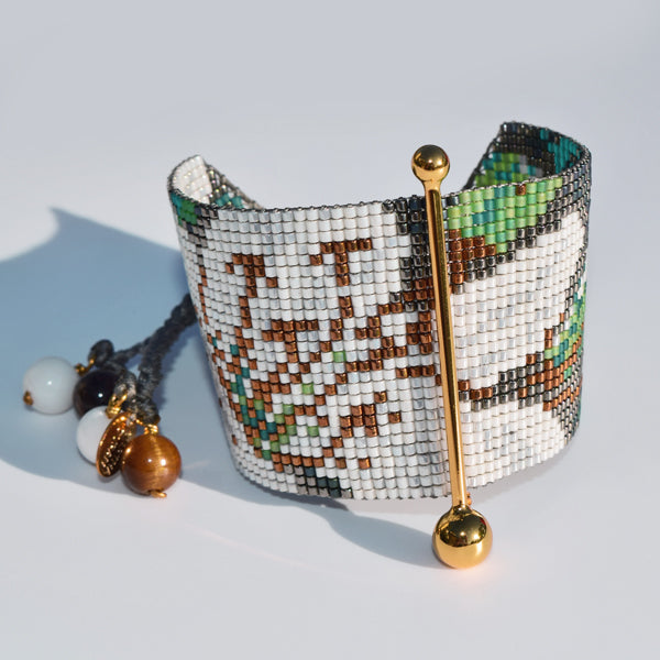 MAGNOLIA BRACELET IN BLACK AND GREEN