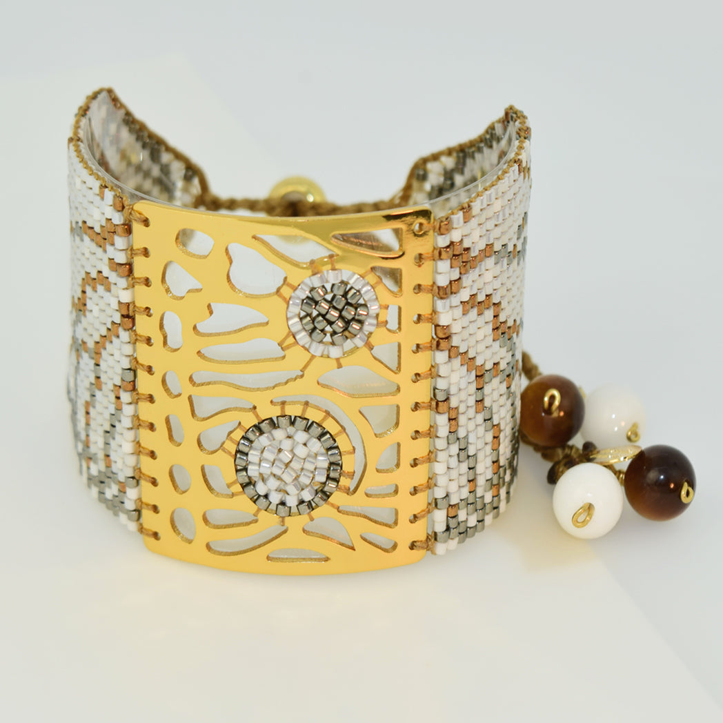 BUTTERFLY BRACELET IN ETHEREAL INFUSED GRAY
