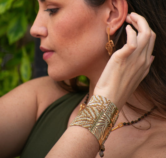 Why Artisan Beaded Jewelry Feels So Personal