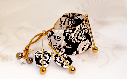 Alternative Material Jewelry With Real Presence