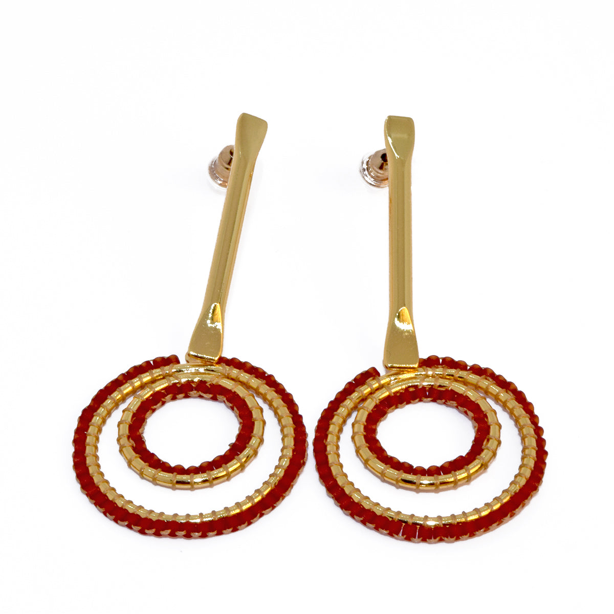 HAPPY EARRINGS IN BURGUNDY