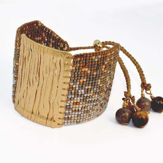 GOLD LACE BRACELET IN GOLD, GUNMETAL GRAY, AND WHITE