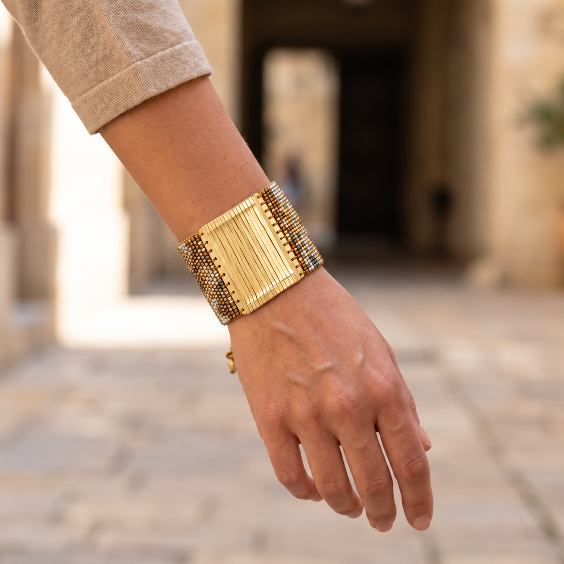 GOLD LACE  BRACELET L/GP 26007