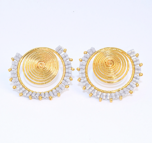 SEVILLE EARRINGS IN PEARL GRAY