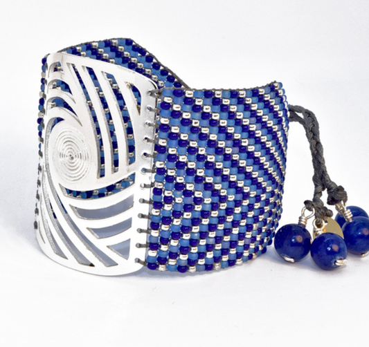 TWIST BRACELET IN SILVER, ROYAL AND LIGHT BLUE